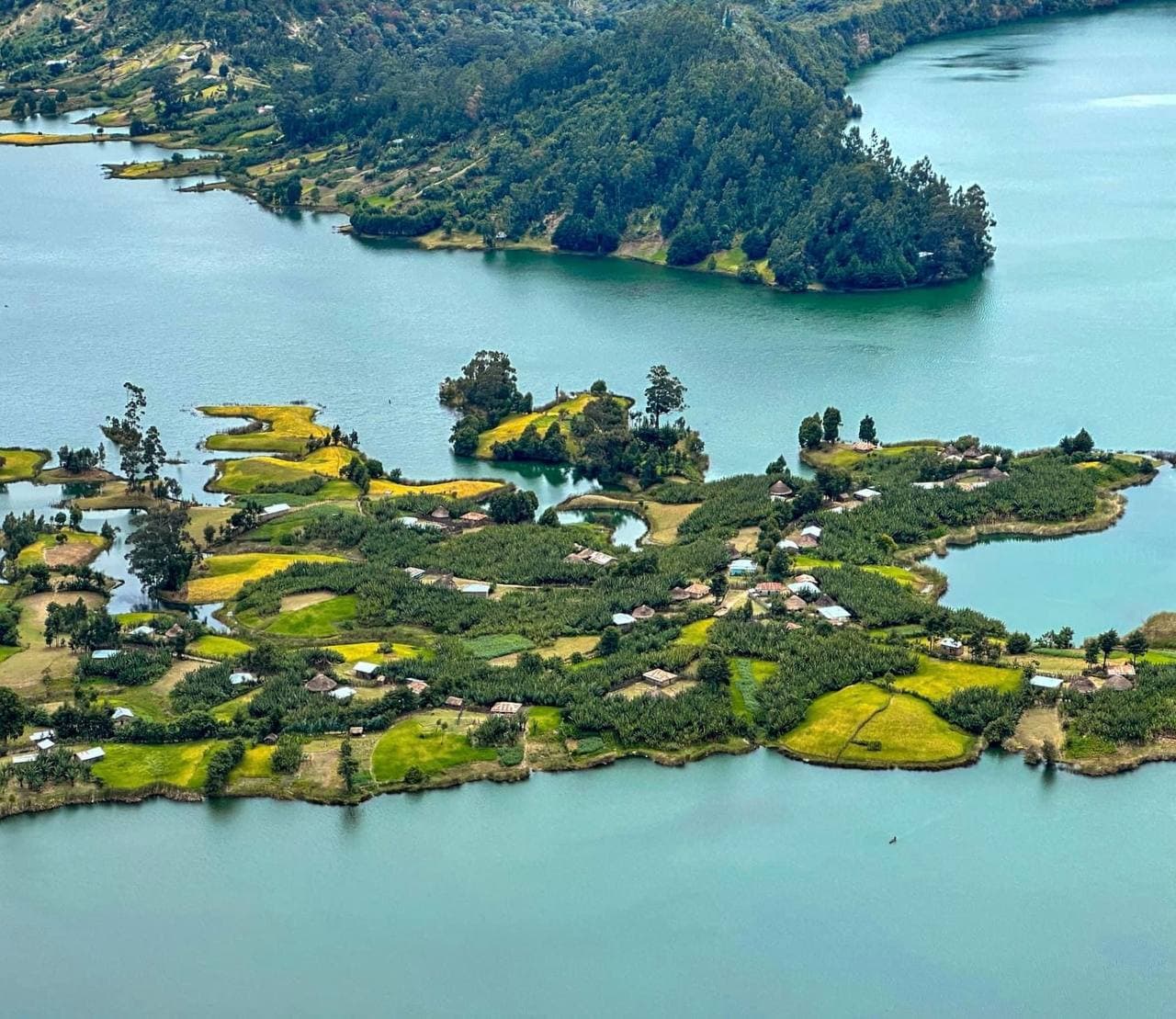 Day Trip to Wenchi Crater Lake